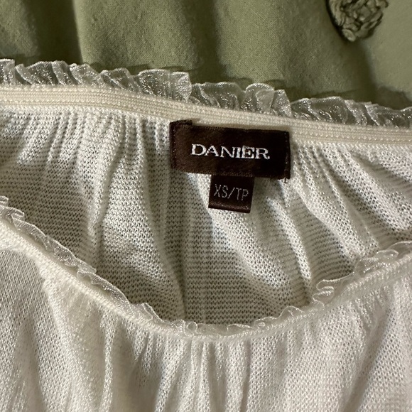 Danier knit long sleeve with mesh & ruffles - Picture 8 of 8